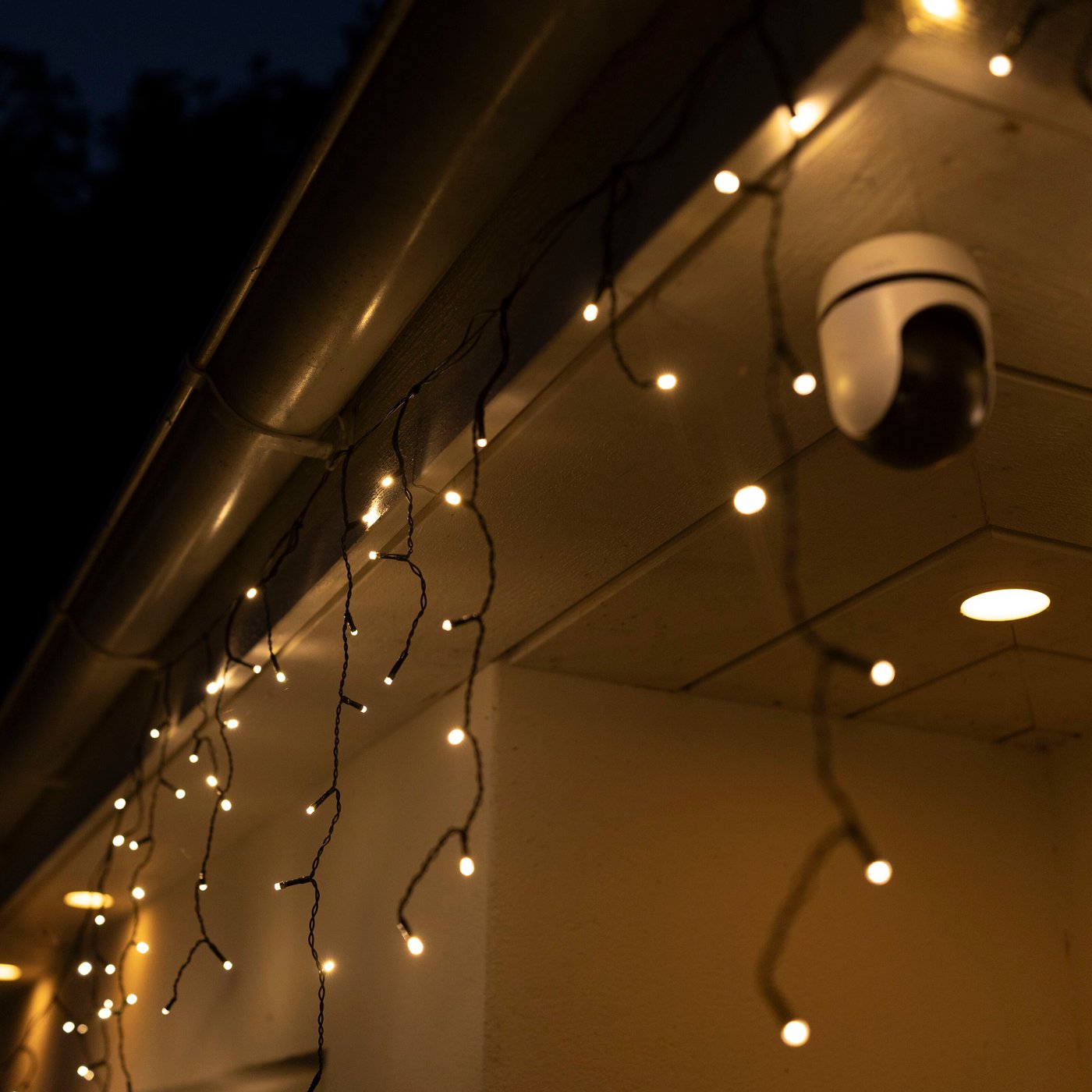 Lyslenke Istapp 360 LED 10,65 m (svart)