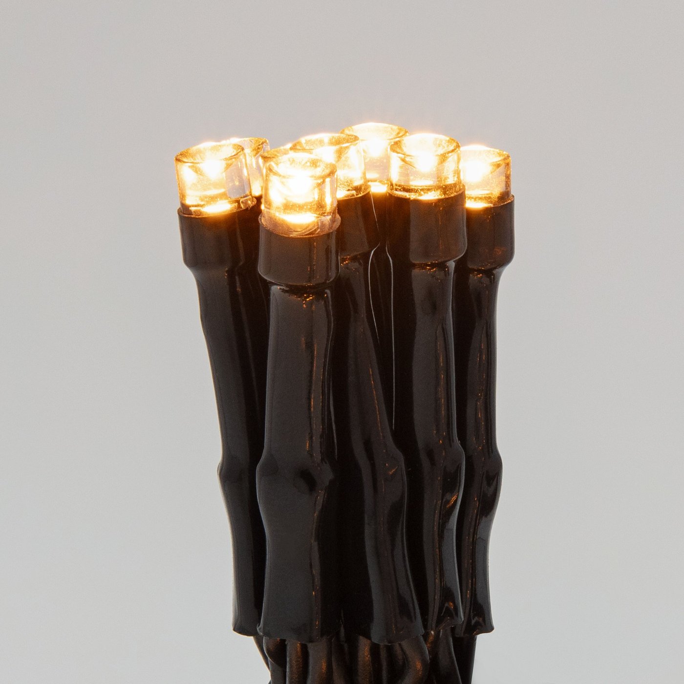 Lyslenke 700 LED 14 m (svart)