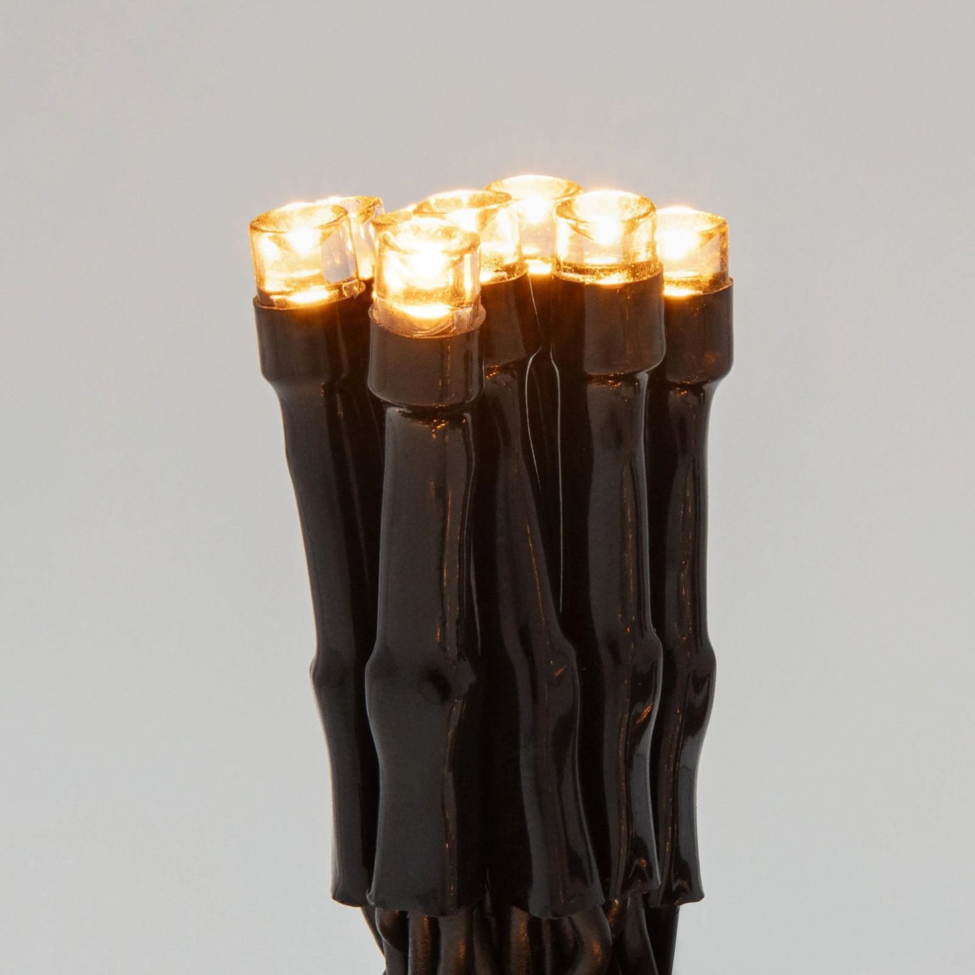 Lyslenke 700 LED 14 m (svart)
