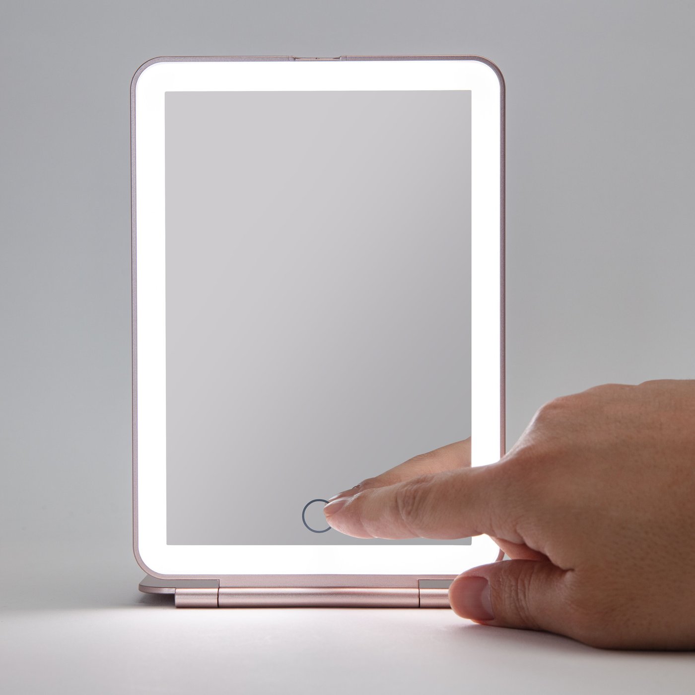 Sminkspegel med LED-belysning