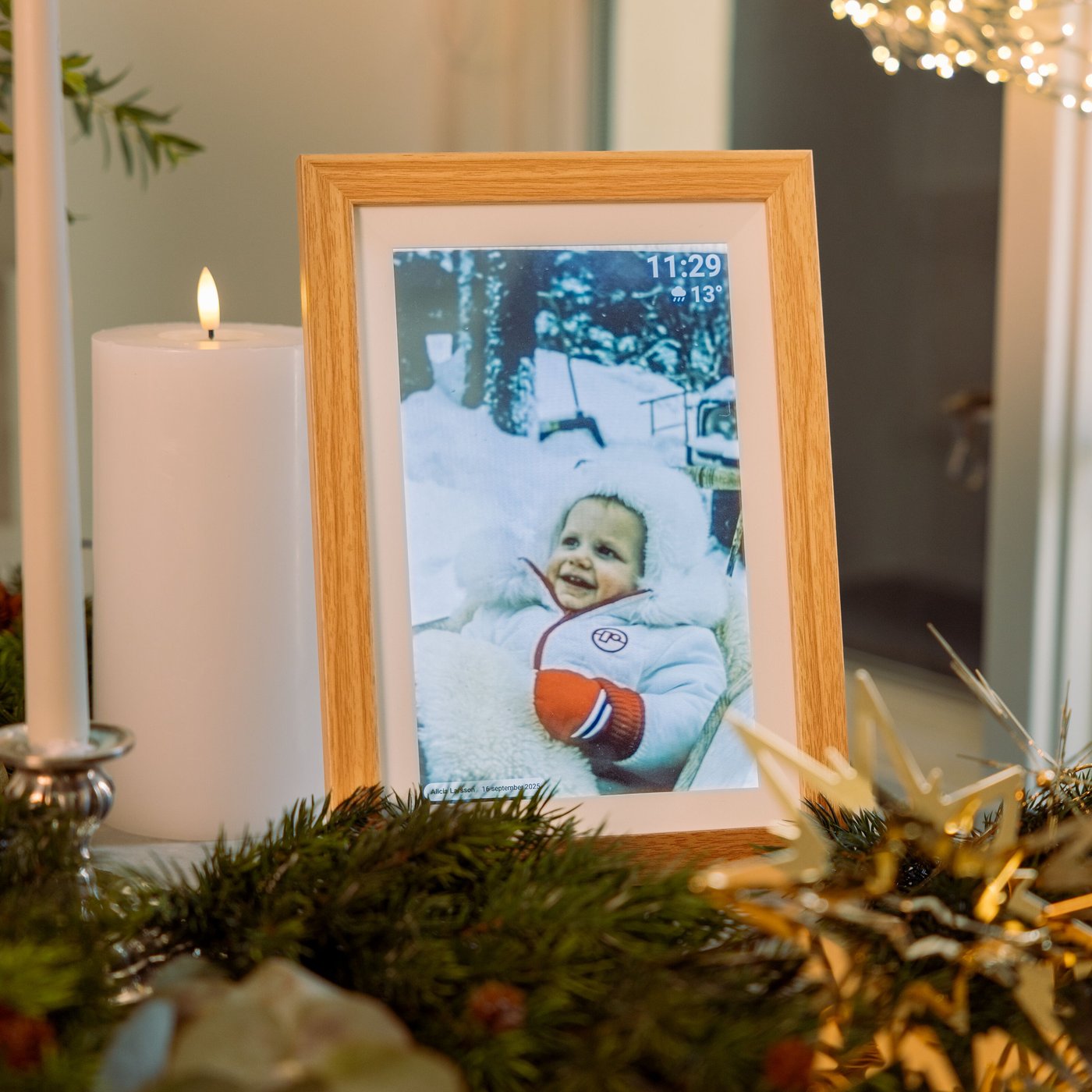 Digital Frameo fotoram 10,1” med wifi Eklaminat