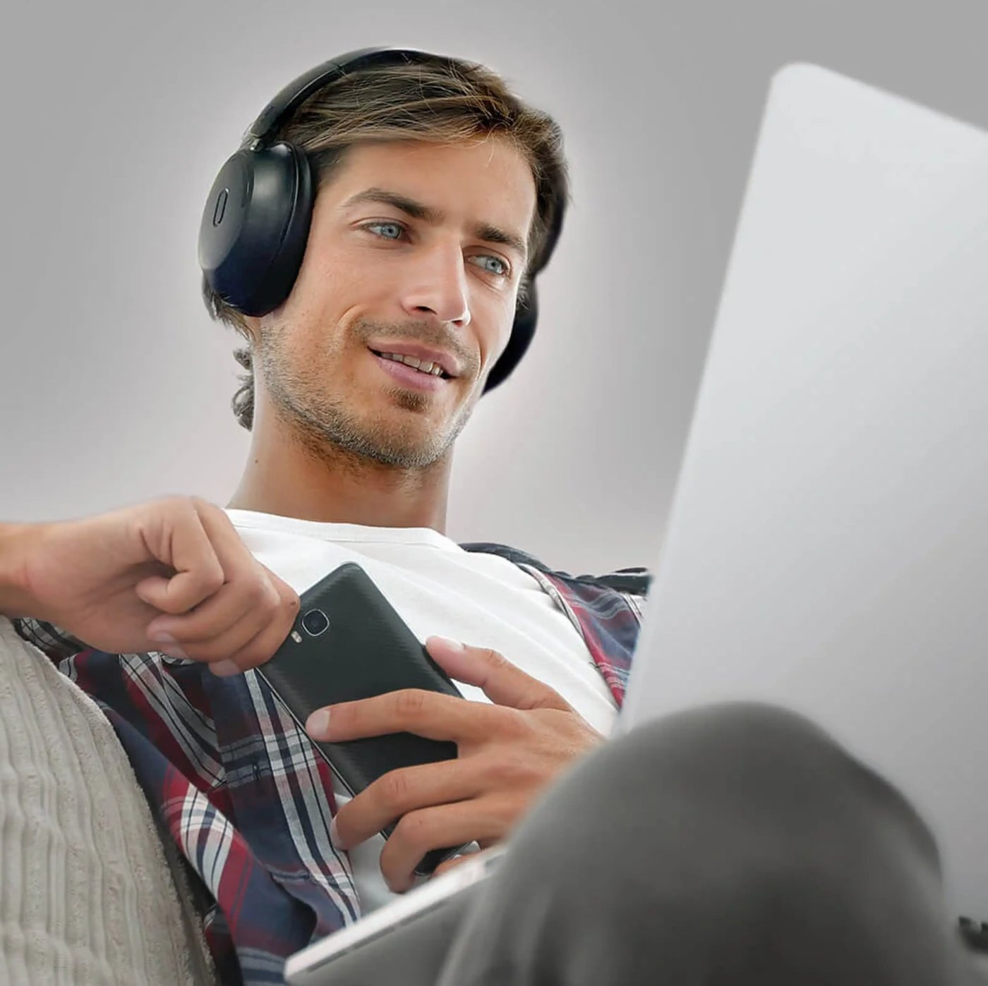 MIXX StreamQ Surround TV Trådløse hodetelefoner