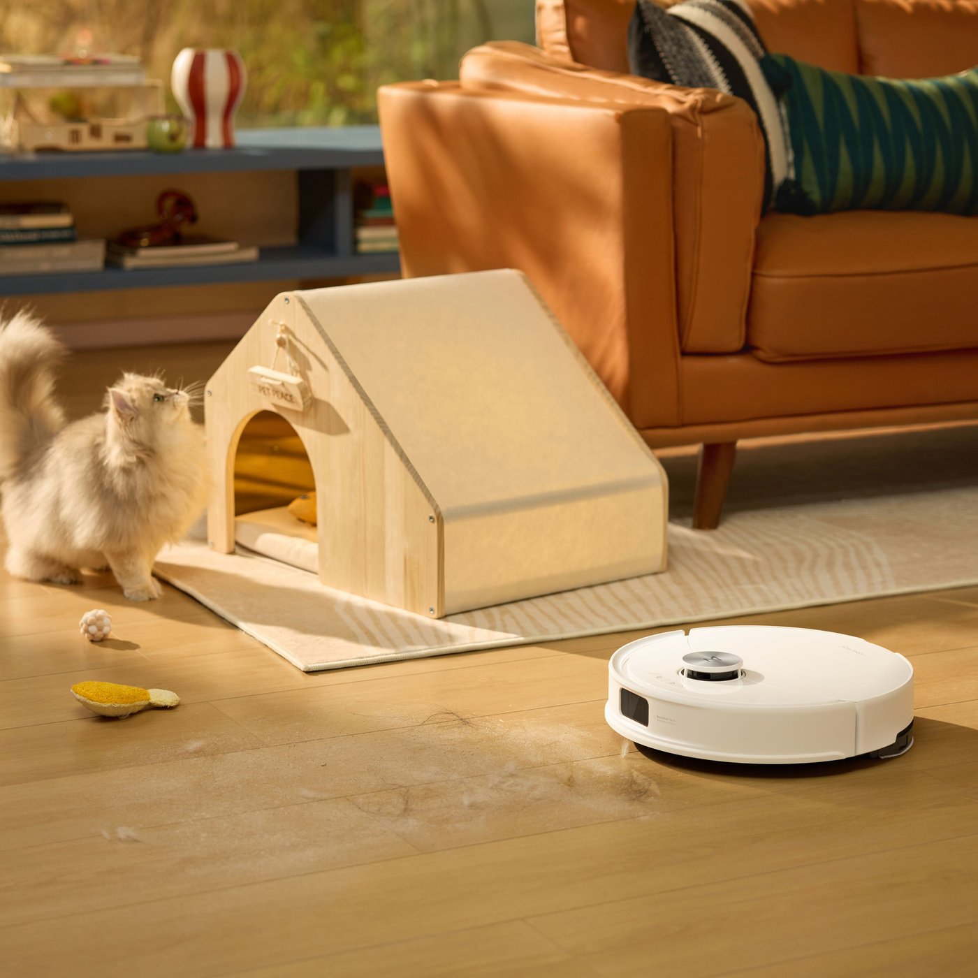 Roborock Q10 VF+ robotstøvsuger med basestasjon Hvit