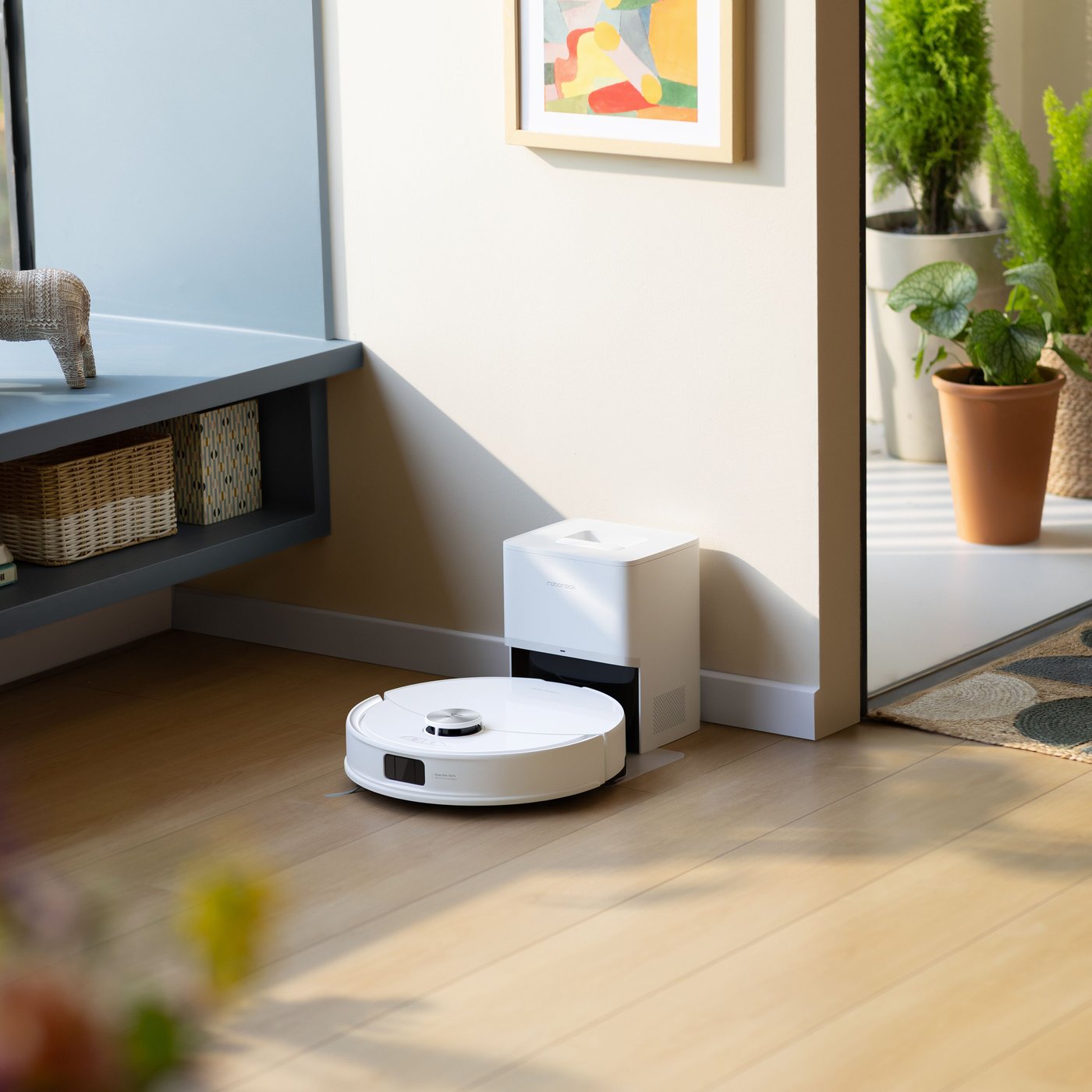 Roborock Q10 VF+ robotstøvsuger med basestasjon Hvit