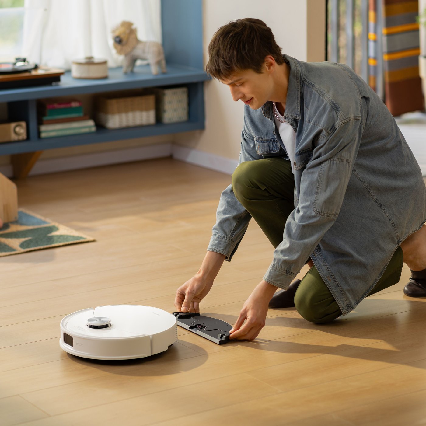 Roborock Q10 VF+ robotstøvsuger med basestasjon Hvit