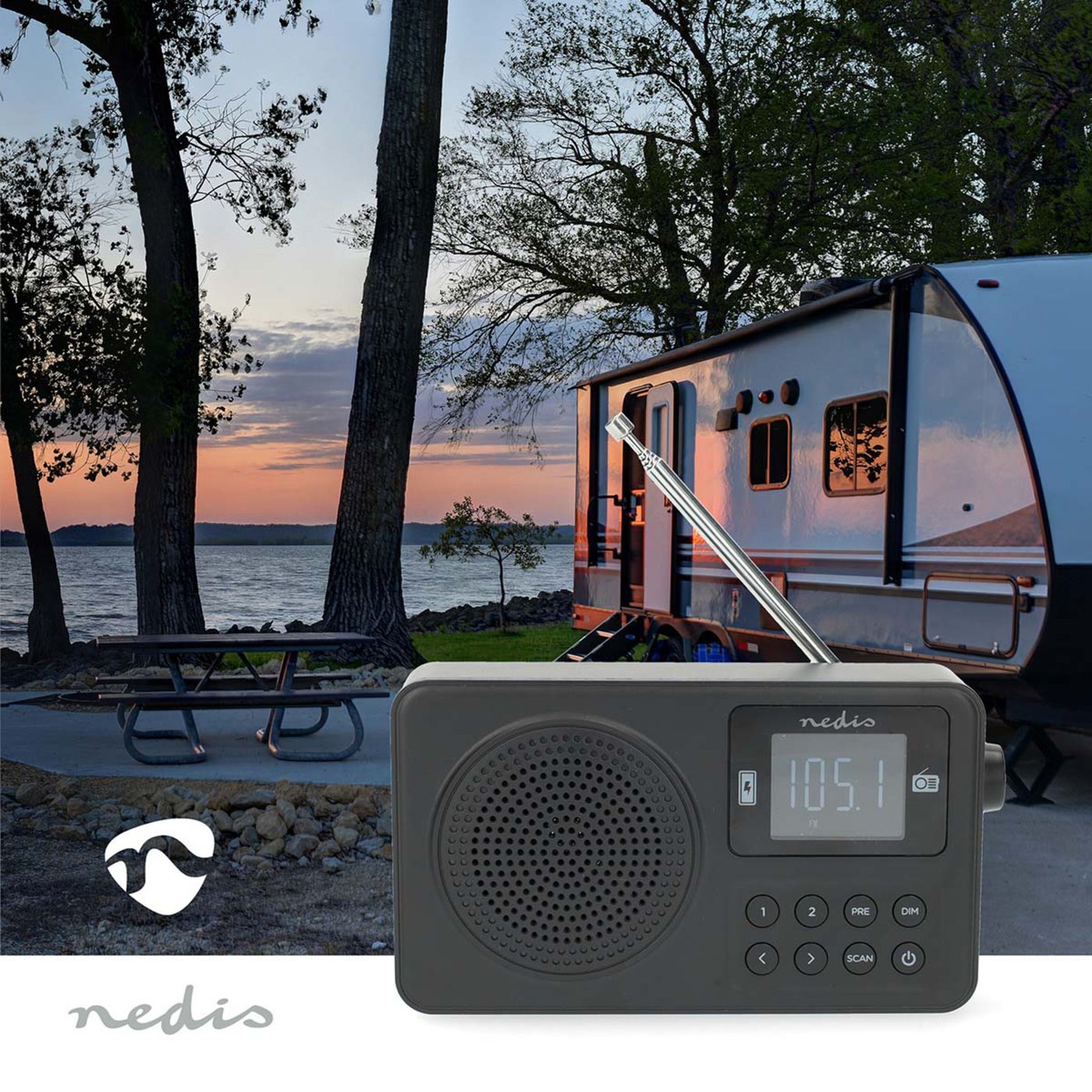 Nedis Portabel FM-radio med Bluetooth