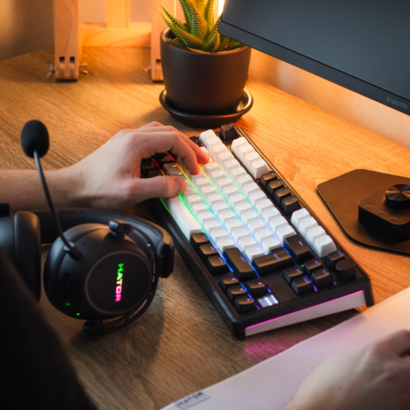 HATOR Skyfall 80 MAG Ultima 8K trådløst gamingtastatur