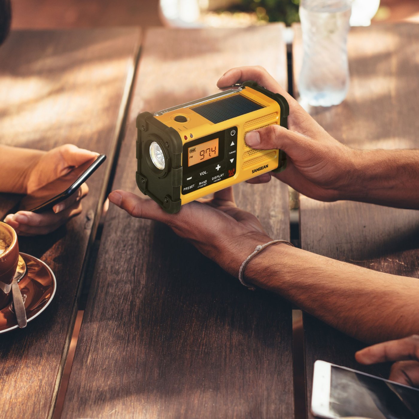 Sangean Vevradio för FM-signal USB-C