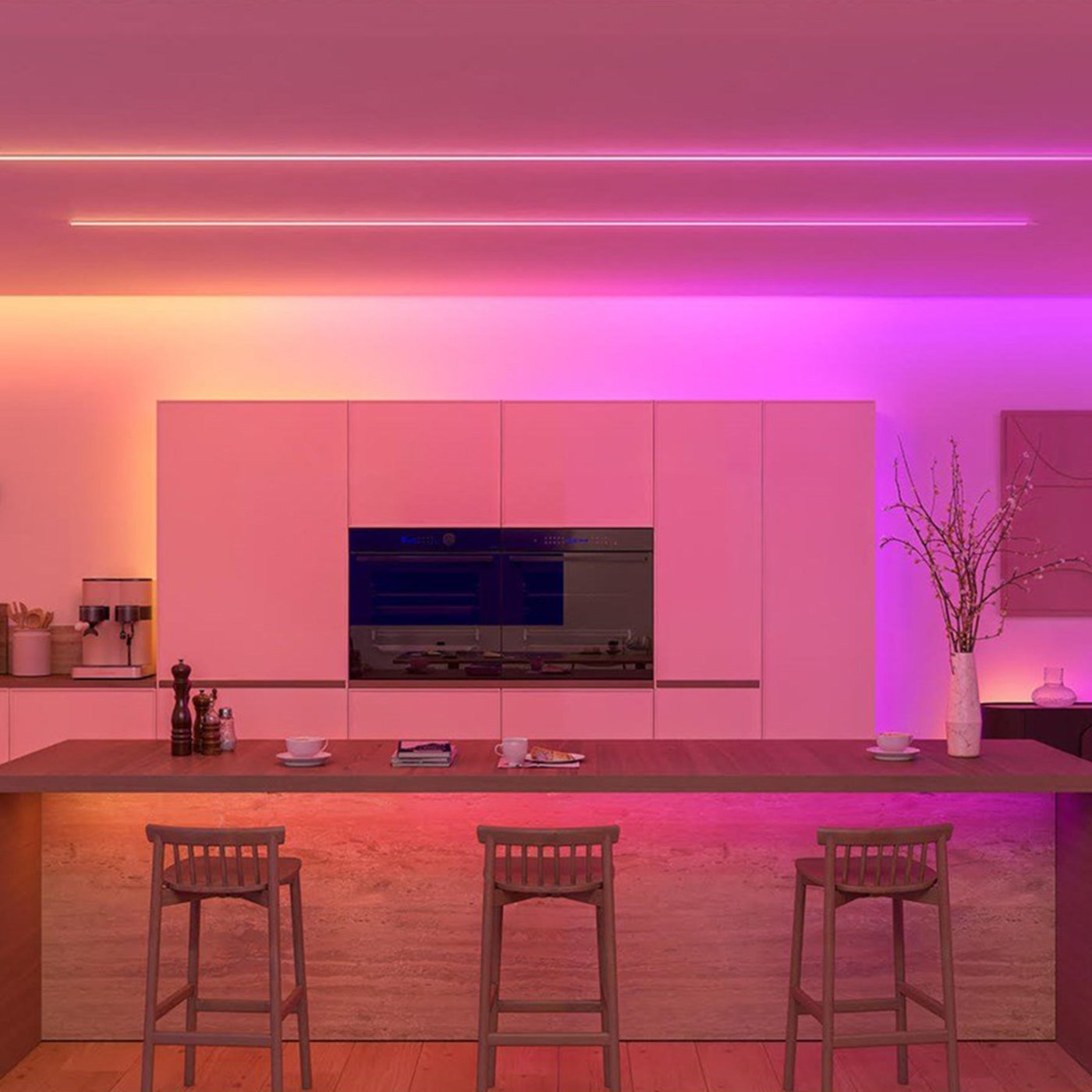Philips Hue OmniGlow smart ljuslist med full färgskala