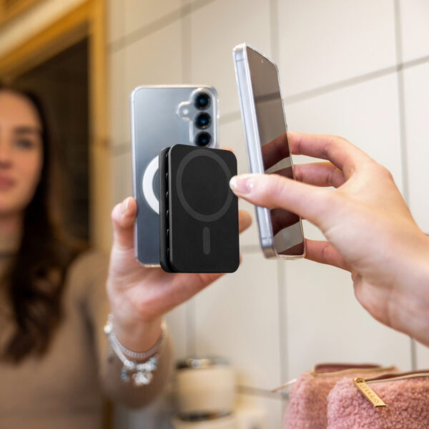 Fixed MagMate MagSafe sugkoppshållare med magnetfäste Rosa