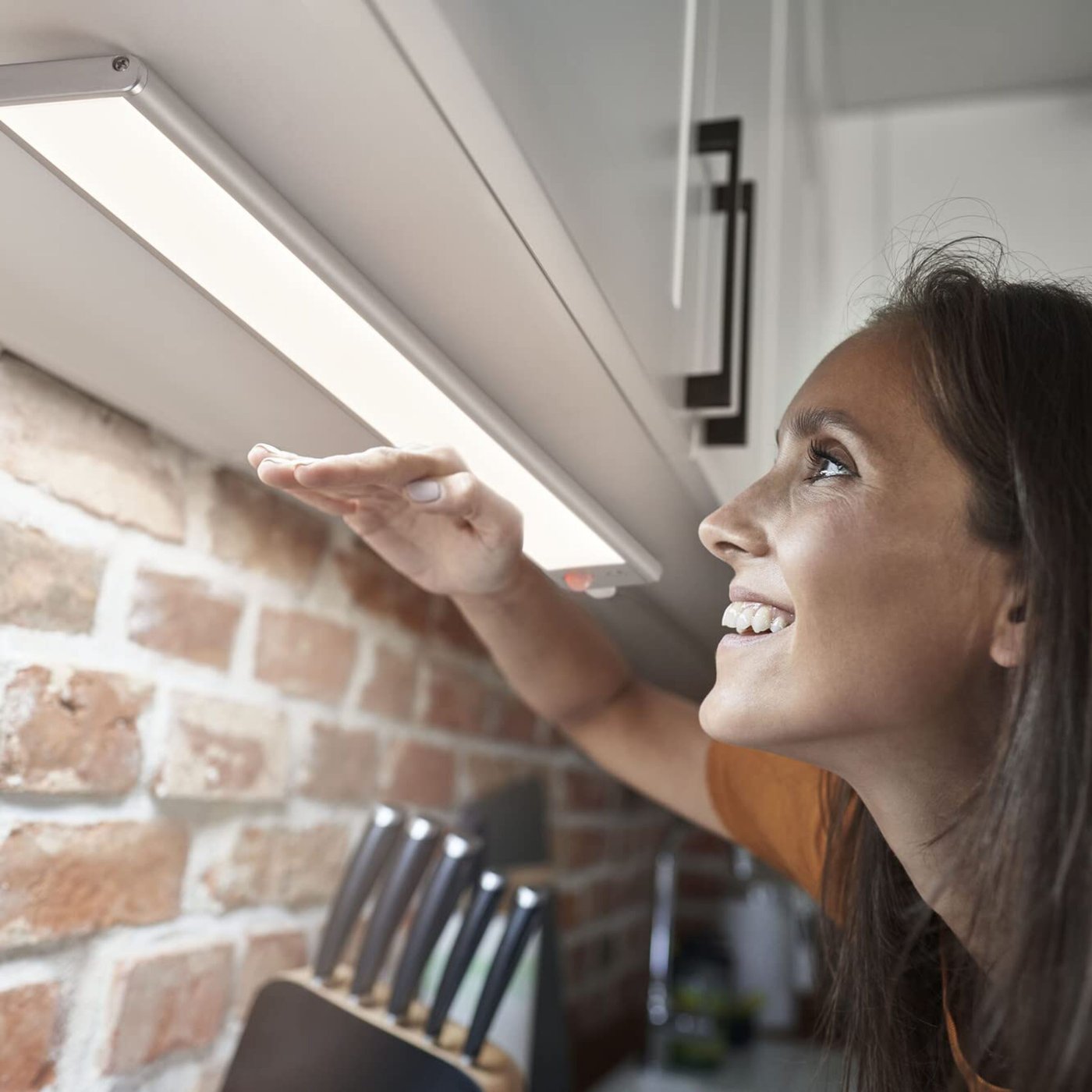 Osram Linear LED underskåpsbelysning med sensor 40 cm