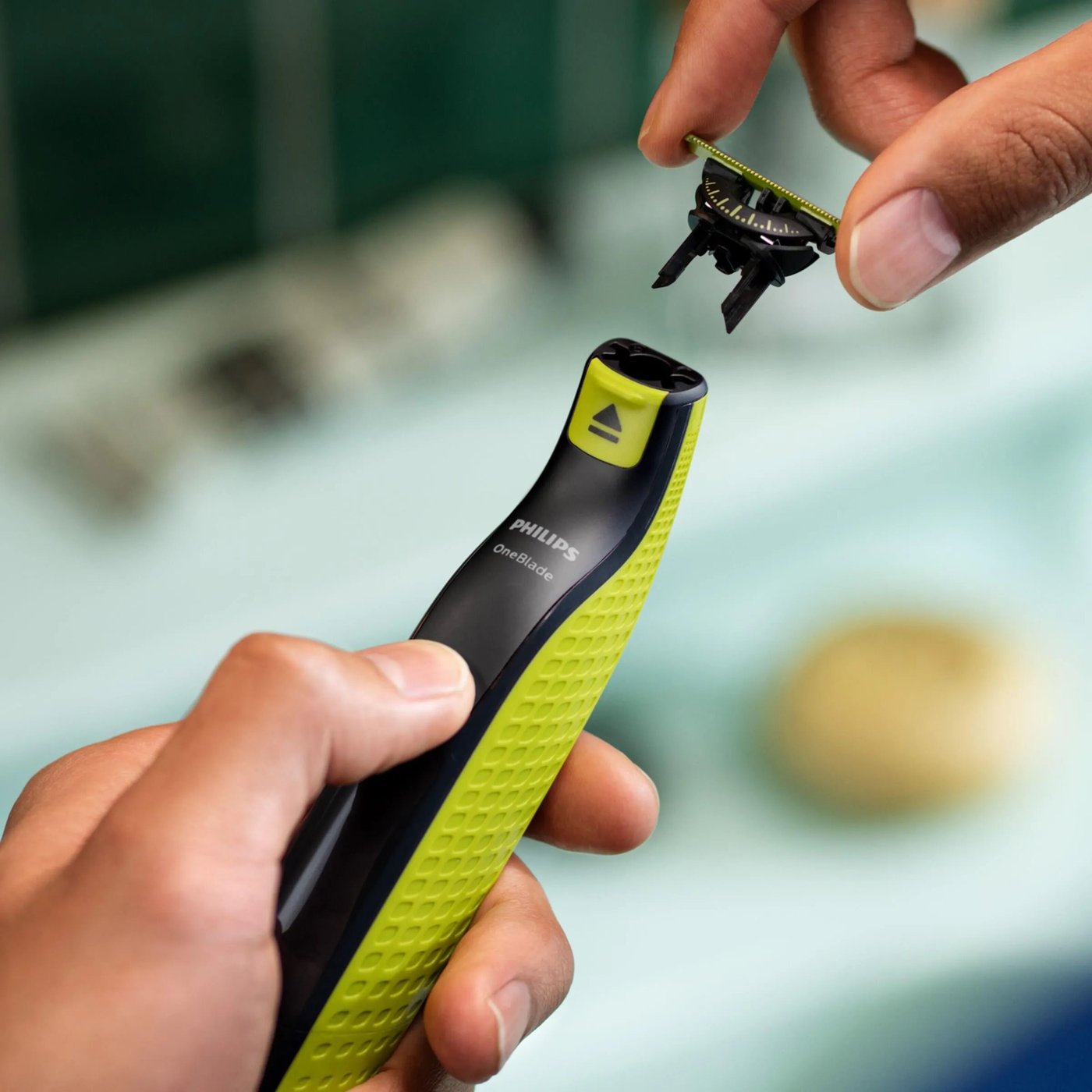 Philips OneBlade 360 skäggtrimmer