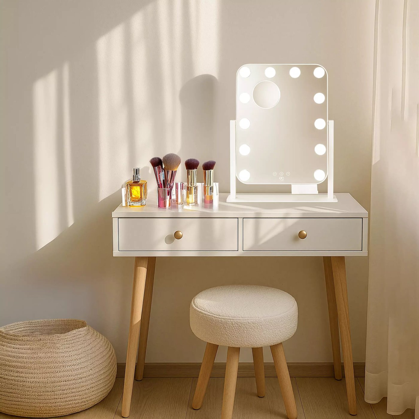 Wilfa Shine sminkspegel med LED-belysning