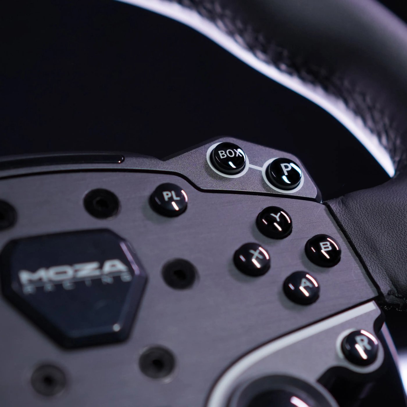 MOZA Racing R5 racingsimulator med ratt och pedaler