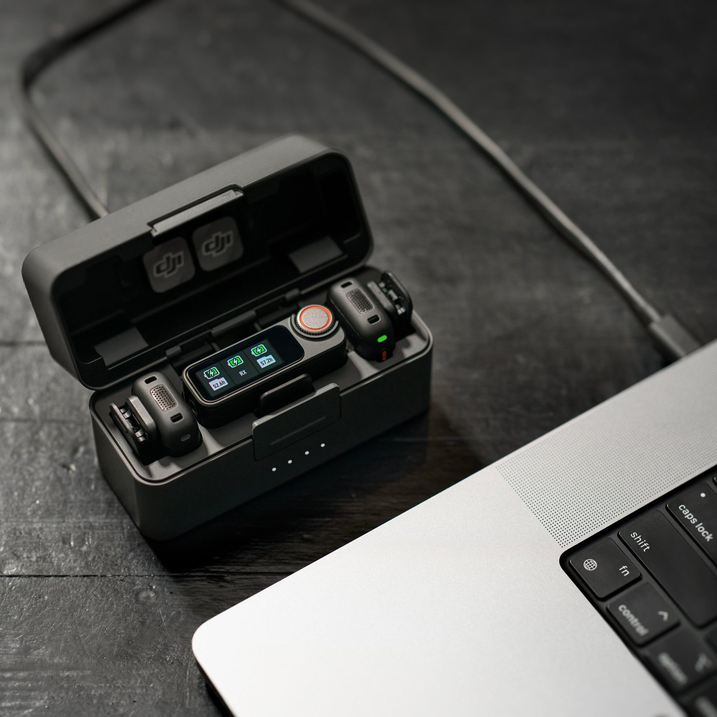 DJI Mic 3 trådlöst mikrofonkit 2 TX + 1 RX + laddningsfodral