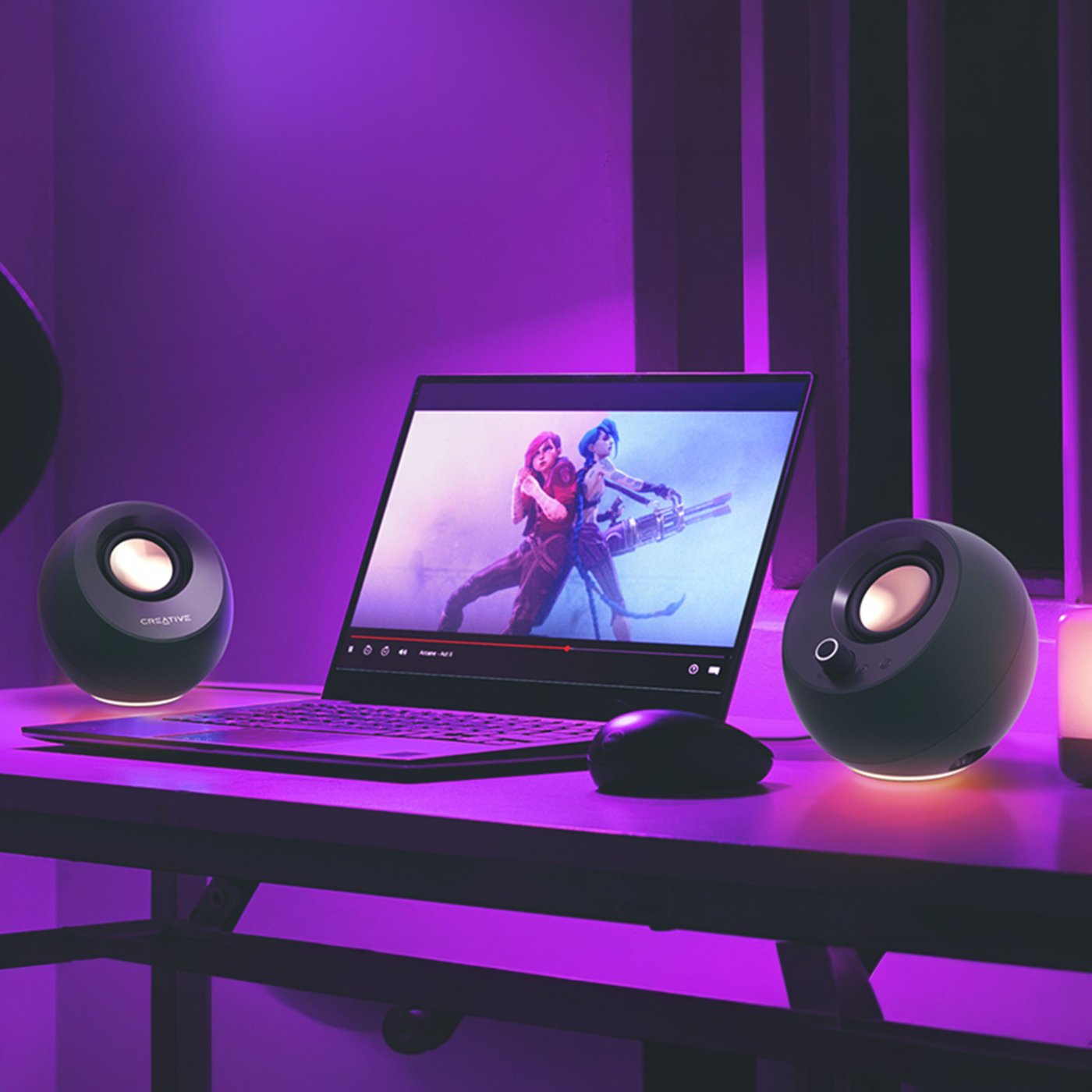 Creative Pebble Pro 2.0 USB-C-datorhögtalare Svart