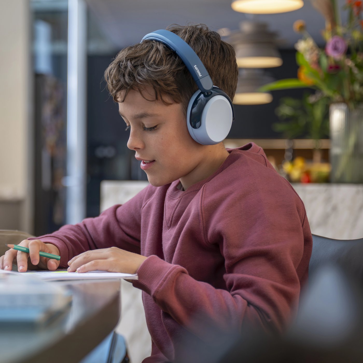 Philips Trådlösa over-ear-hörlurar för barn med brusreducering Blå
