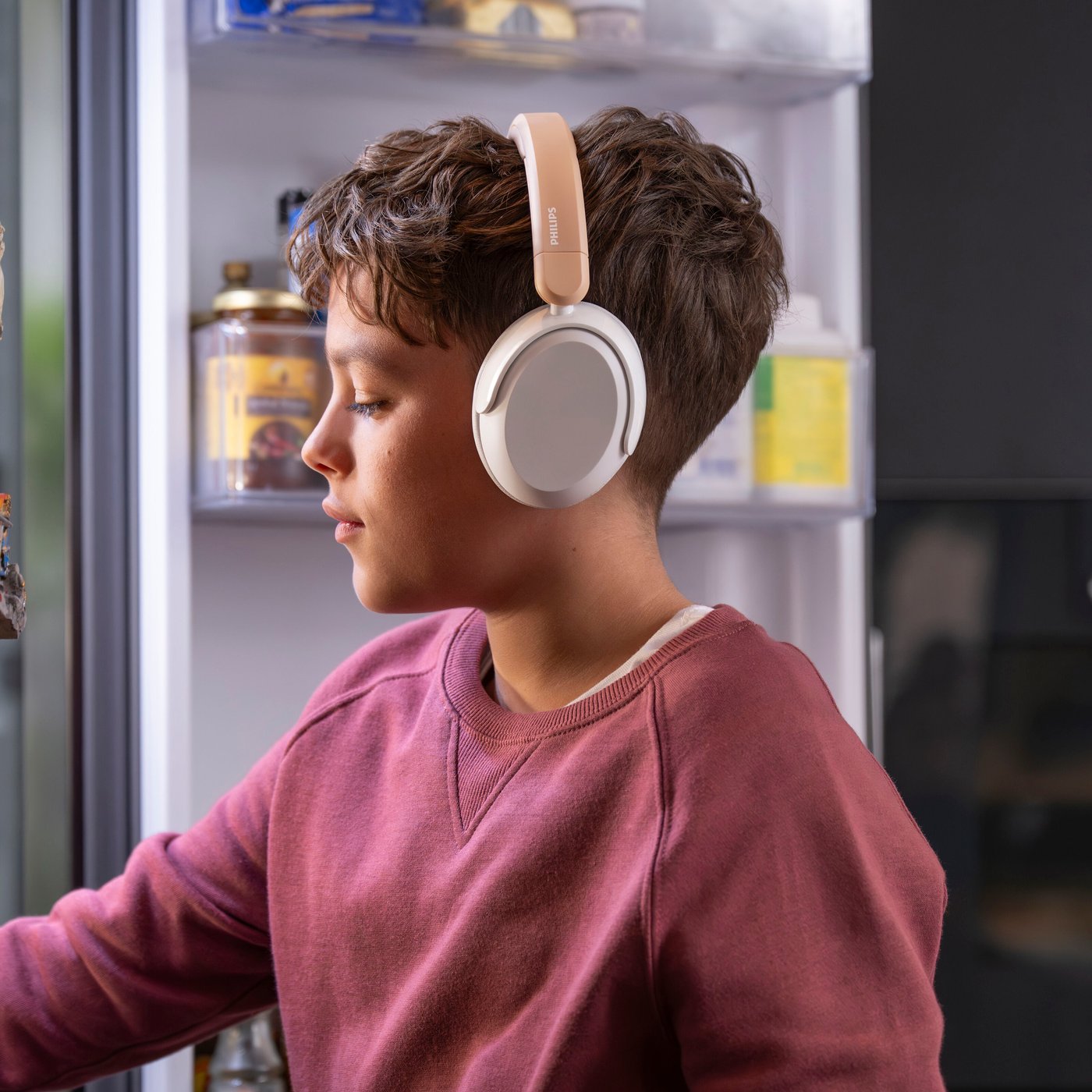 Philips Trådlösa over-ear-hörlurar för barn med brusreducering Beige