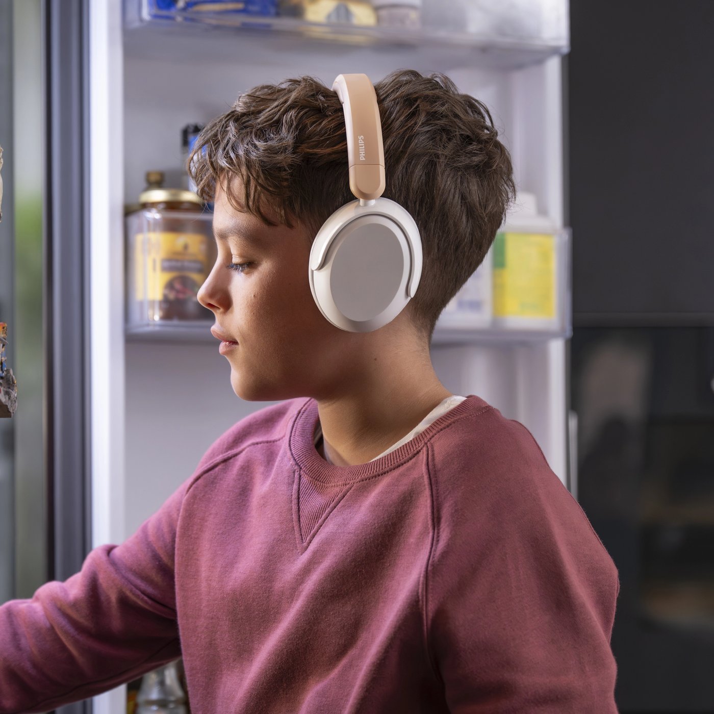 Philips Trådlösa over-ear-hörlurar för barn med brusreducering Beige