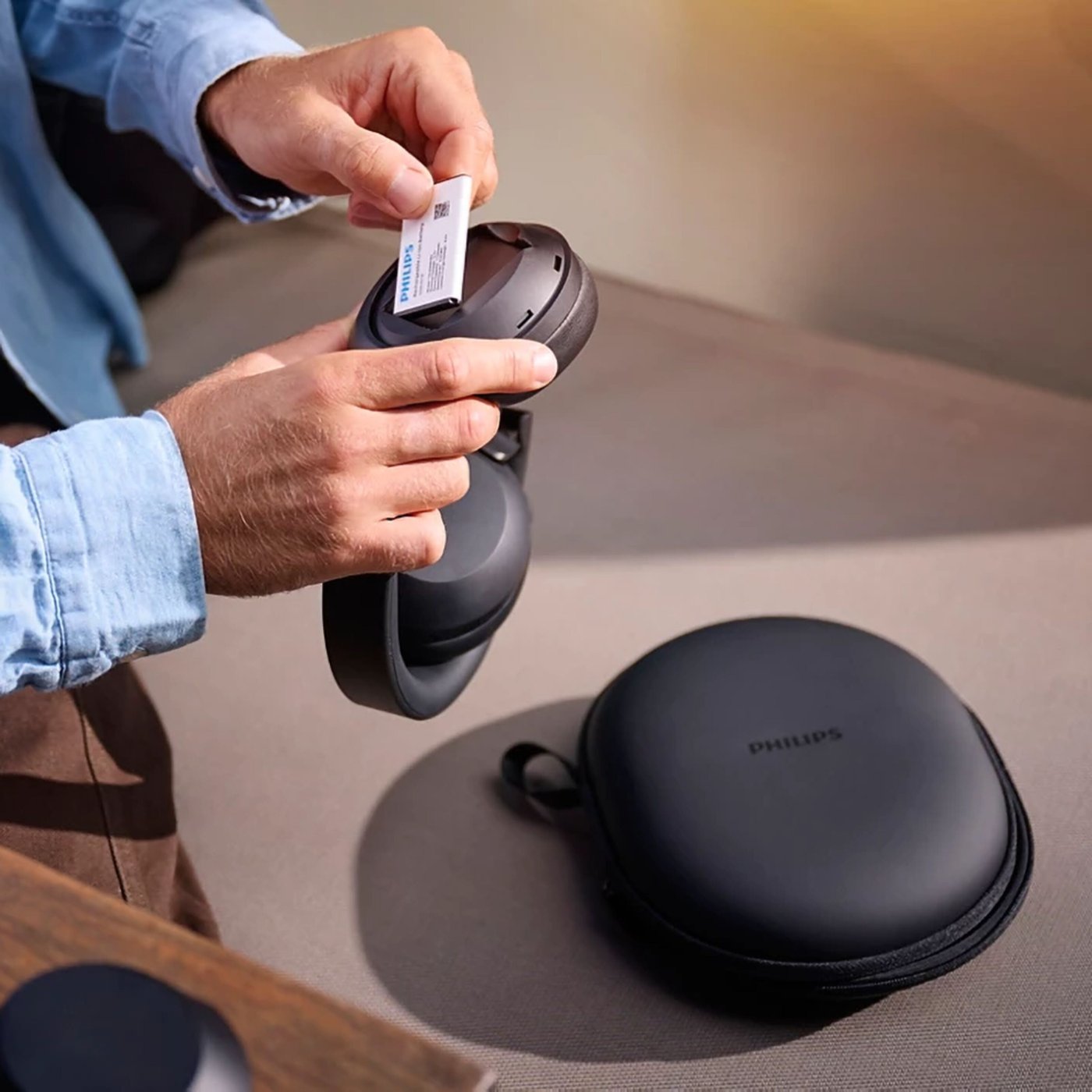 Philips TAH8000E trådløse over-ear-hodetelefoner