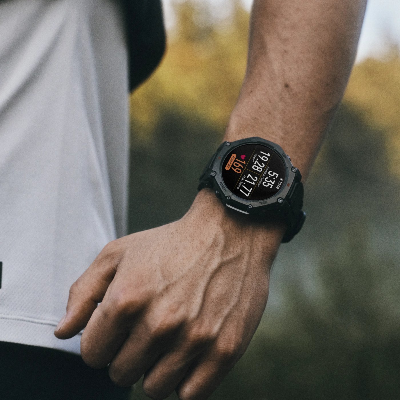 Amazfit Robust multisportklokke med GPS og safirglass 48 mm