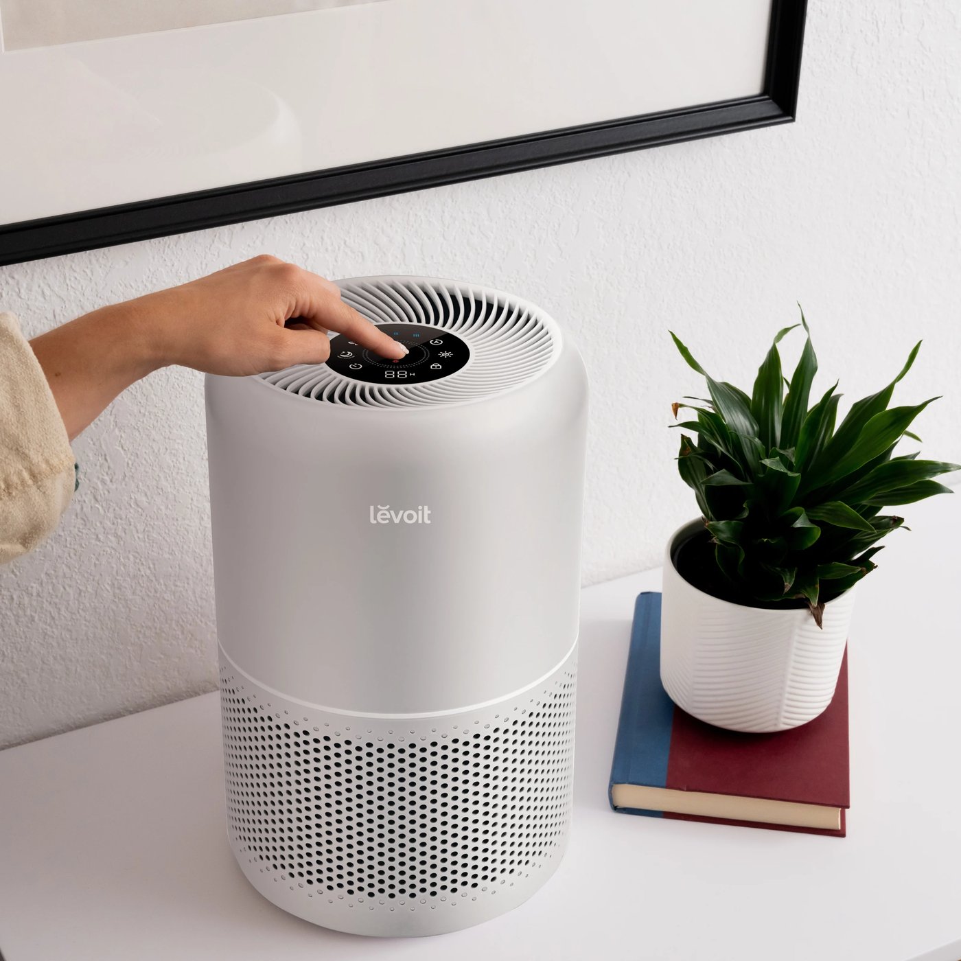 Levoit Core 300S Pro Smart luftrenare Vit