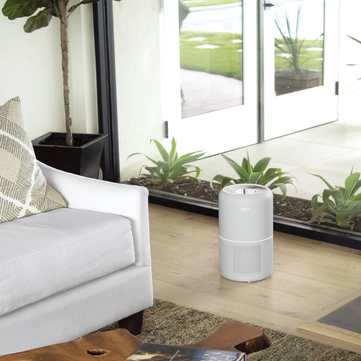 Levoit Core 300S Pro Smart luftrenare Vit