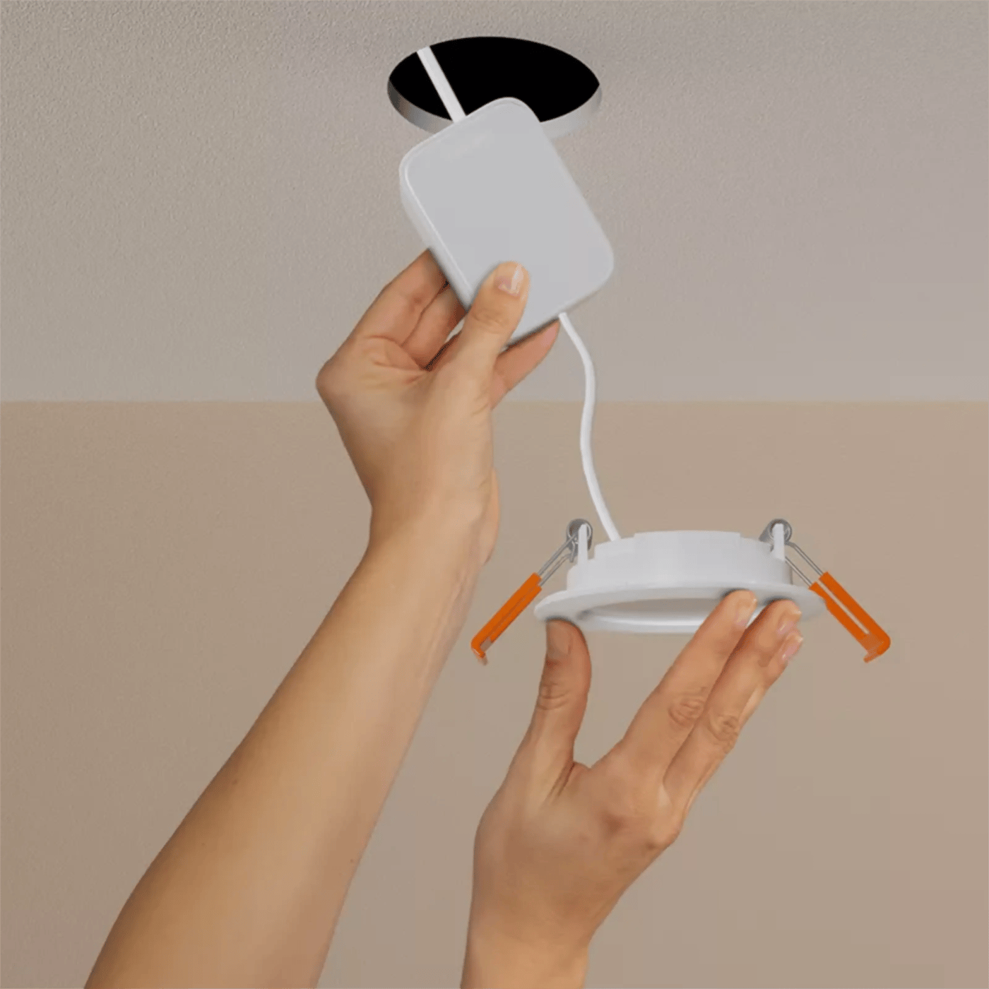 Philips Hue Slim infälld spotlight 170 mm 1-pack Svart