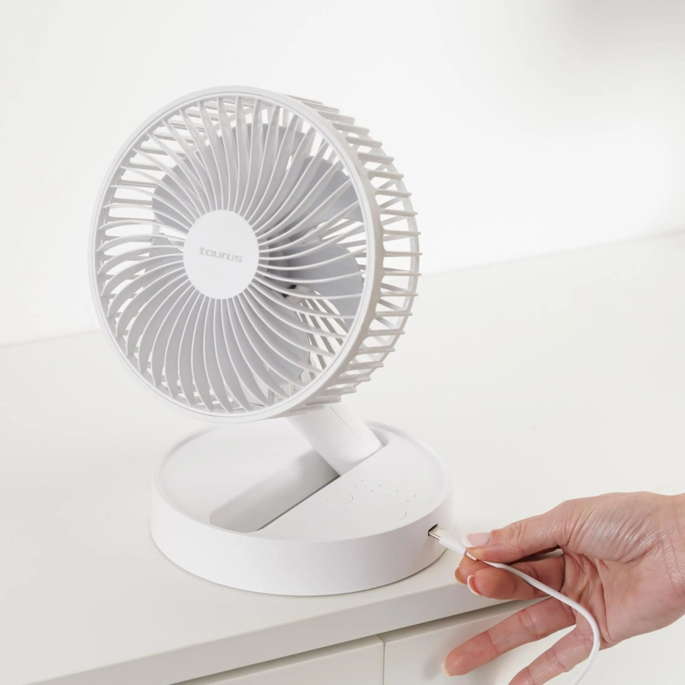 Taurus Air Lite Fold&Go bordsfläkt