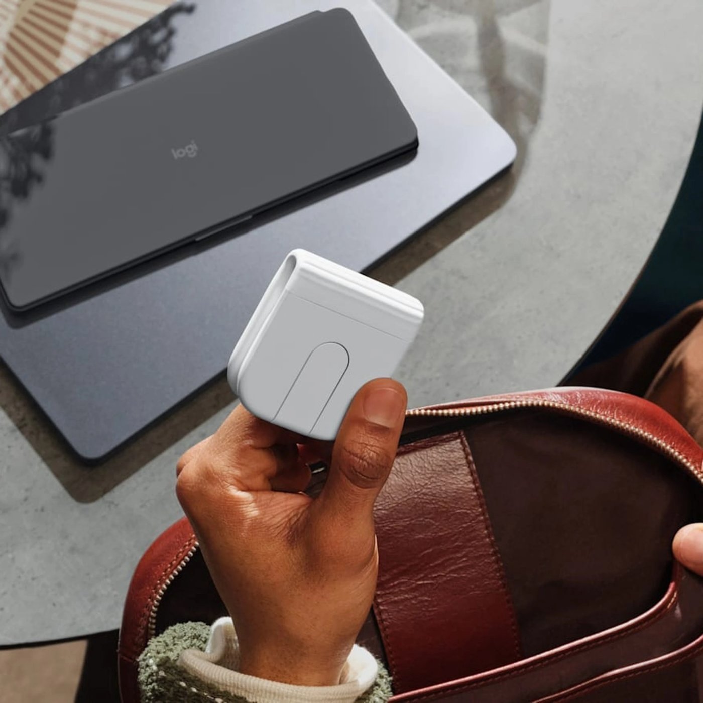 Logitech Mobi Fold sammenleggbar trådløs mus Off-white