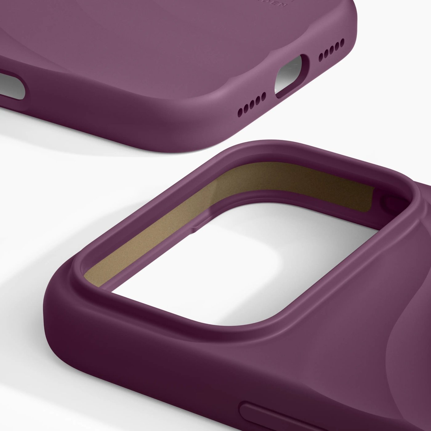 IDEAL OF SWEDEN Soft Swirl Silicone Case MagSafe till iPhone 17 Pro/18 Pro Velvet Plum