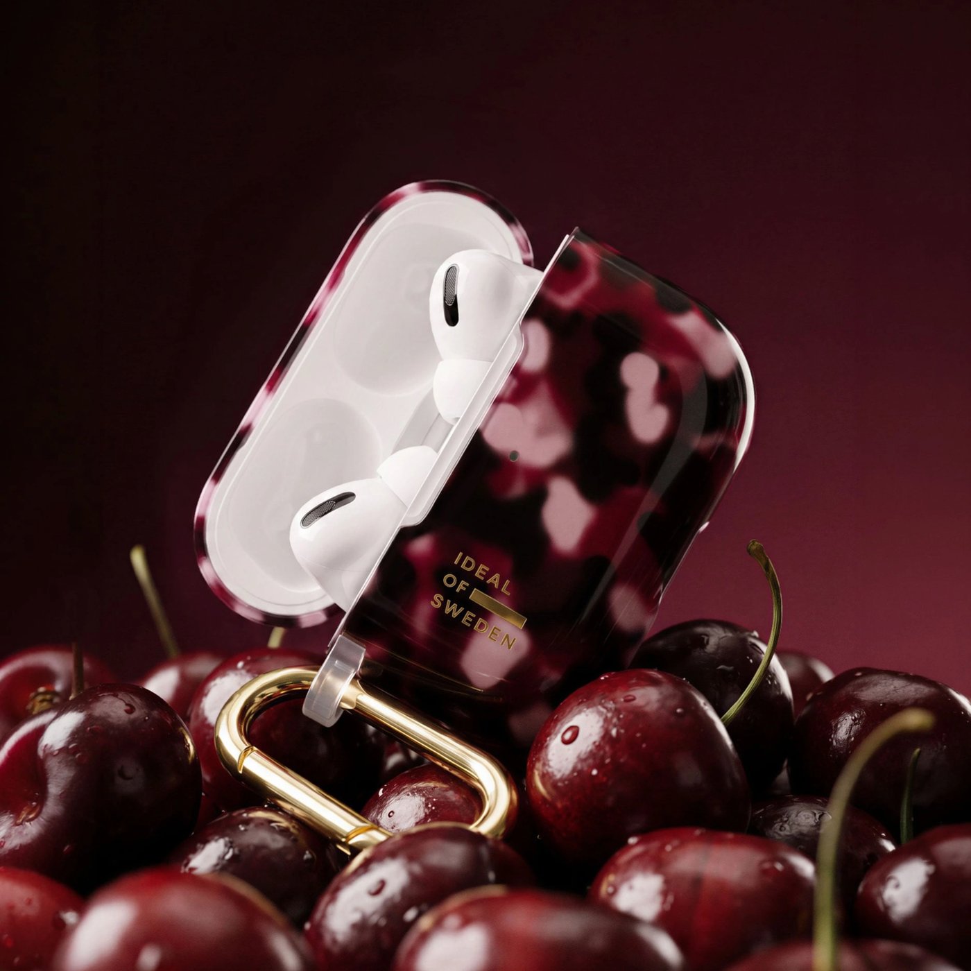 IDEAL OF SWEDEN Clear AirPods Case Pro 3 Cherry Crush