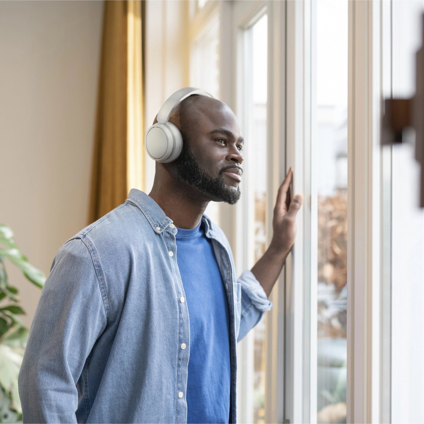 Philips 5000 series trådlösa over-ear-hörlurar Vit
