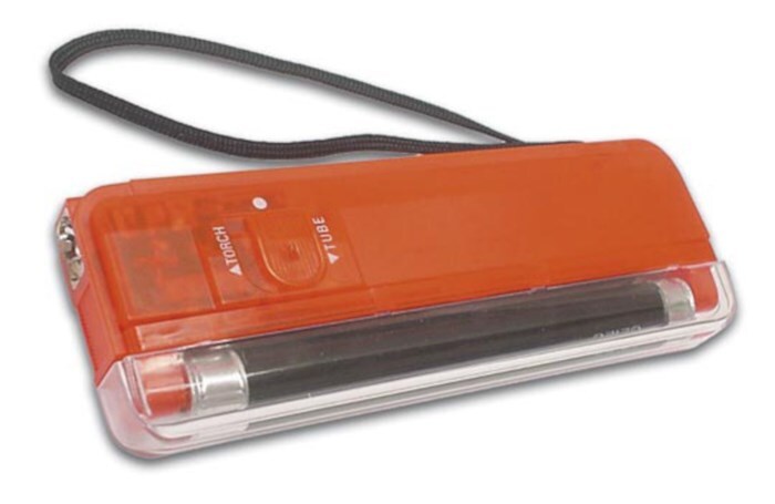 Sedeldetektor med UV-ljus