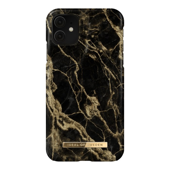 IDEAL OF SWEDEN Mobilskal för iPhone Xr och 11 Golden Smoke Marble