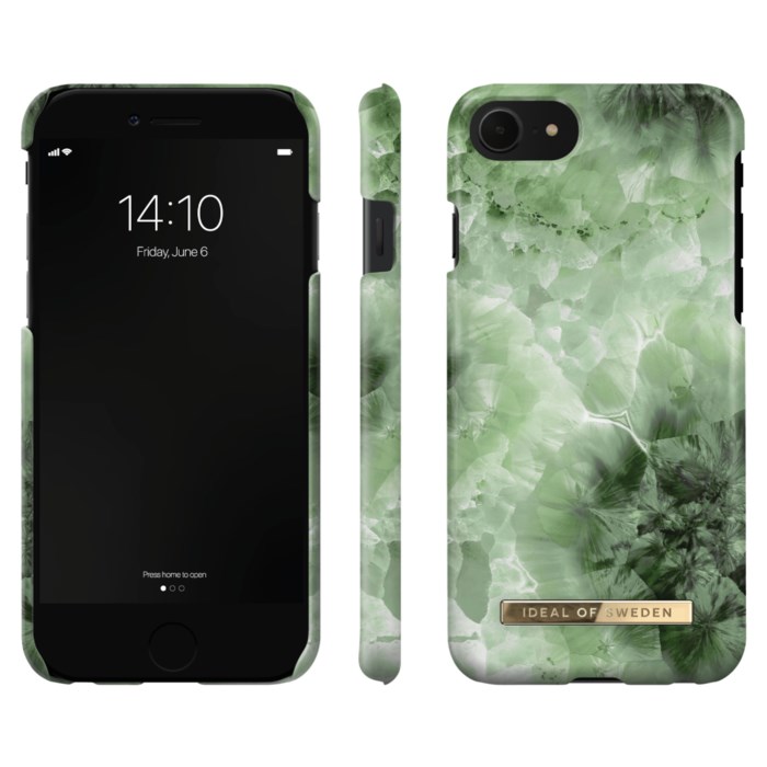 IDEAL OF SWEDEN Mobilskal för iPhone 6-8 och SE 2020 Crystal Green Sky