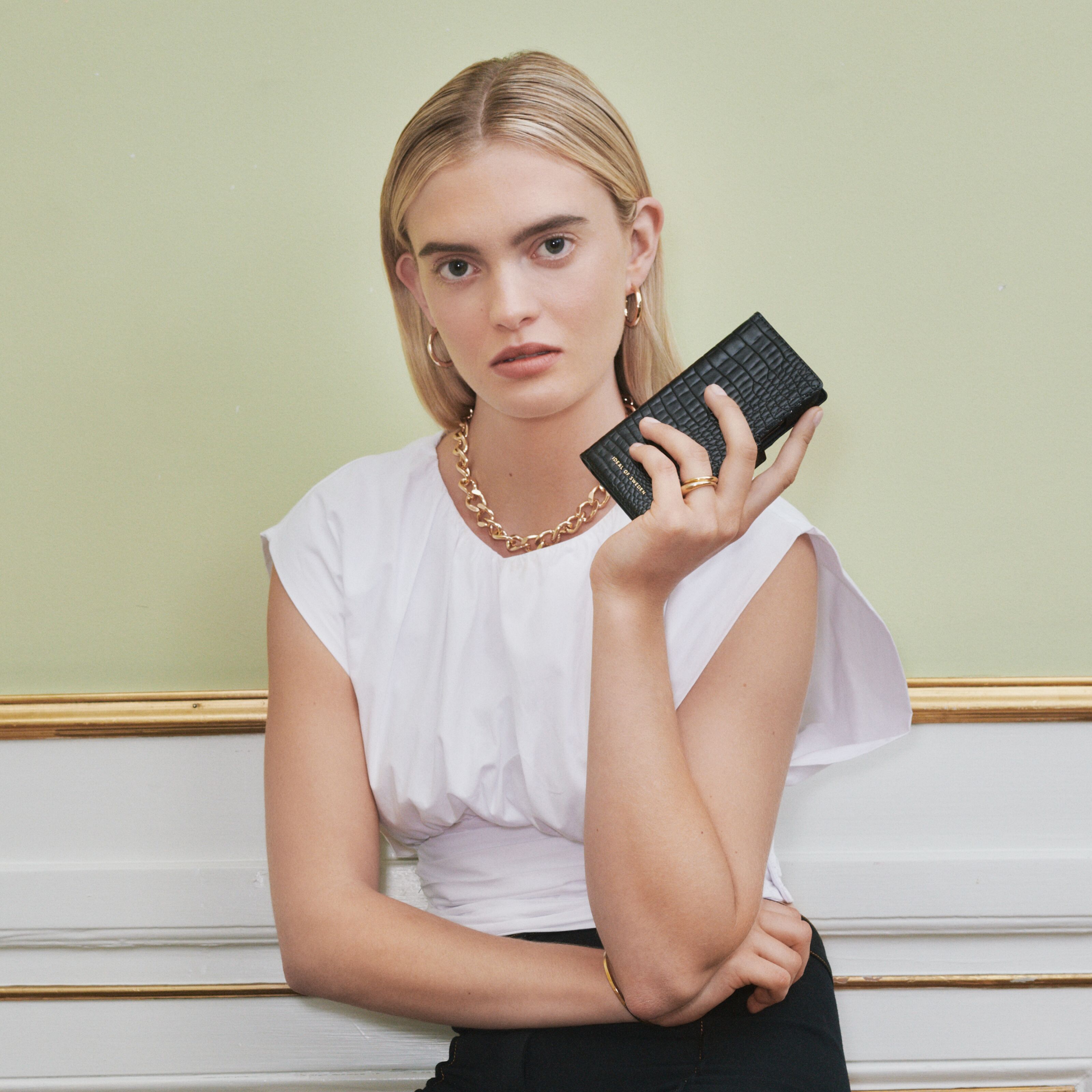 IDEAL OF SWEDEN Atelier Wallet mobilplånbok för iPhone 11 Pro