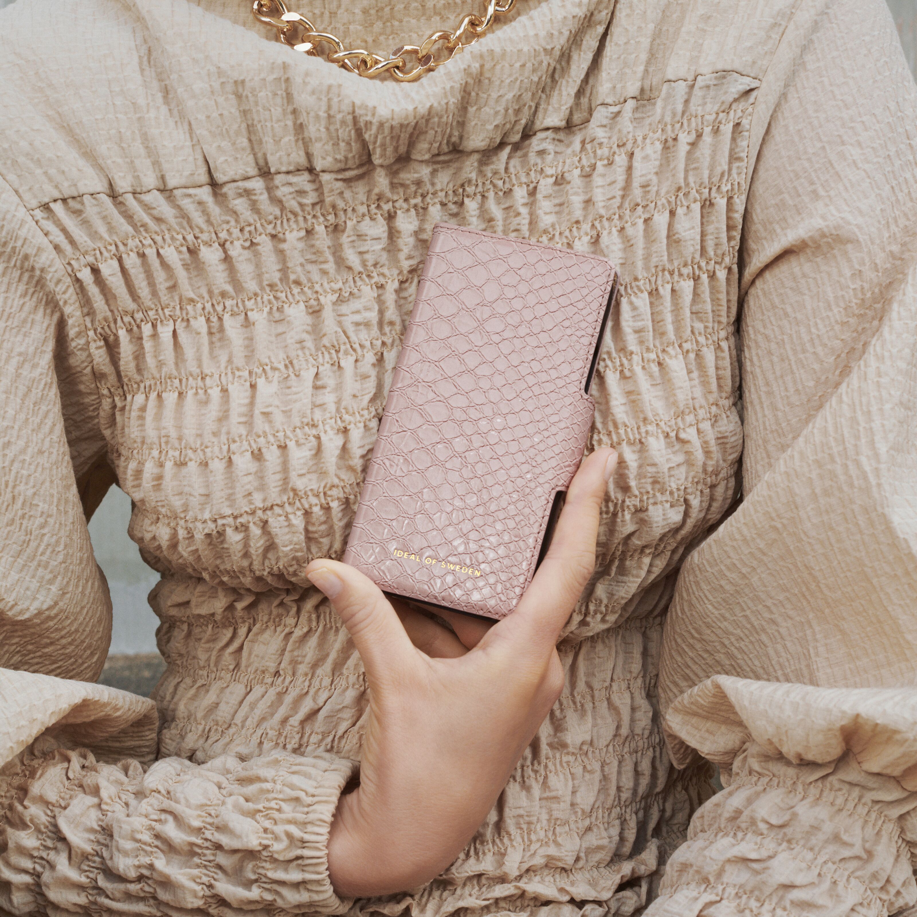 IDEAL OF SWEDEN Atelier Wallet mobilplånbok för iPhone 11 Pro