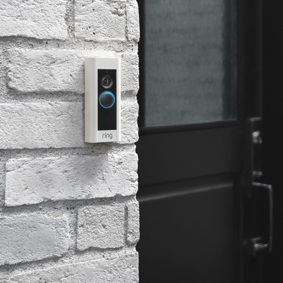 Ring Video Doorbell Pro Plug-in Dørklokke
