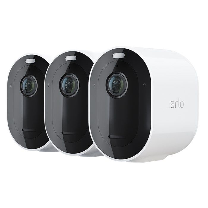Arlo Pro 4 Spotlight övervakningskamera 3-pack Vit