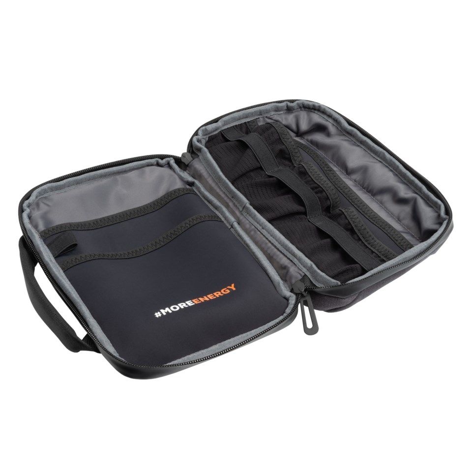 Xtorm Fuel Series 20 W Powerbank Travel Kit
