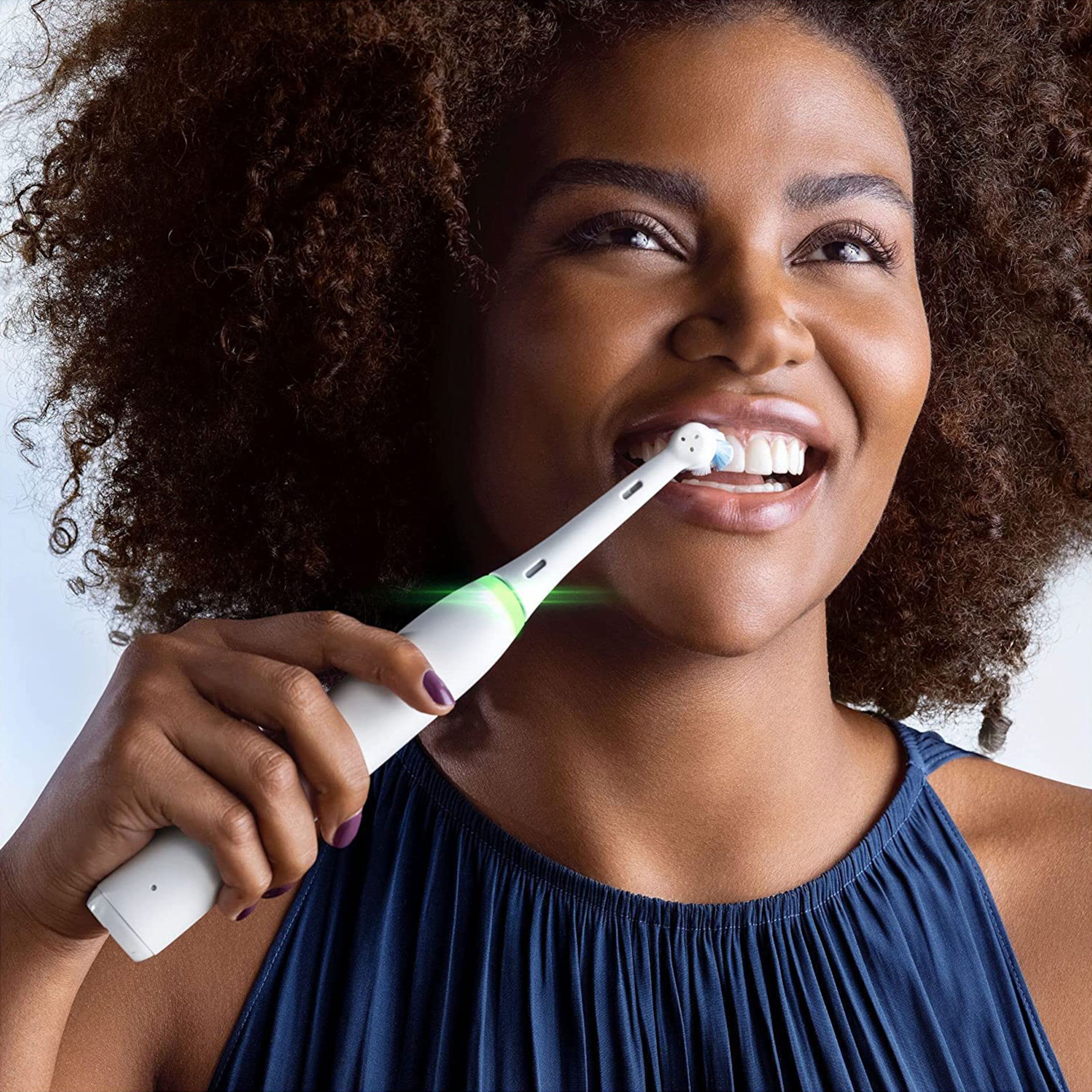 Oral B IO4 Eltandborste Eltandborstar Kjell spazzolino-elettrico-oral-b-vera-offertona-ad-appena-48-euro