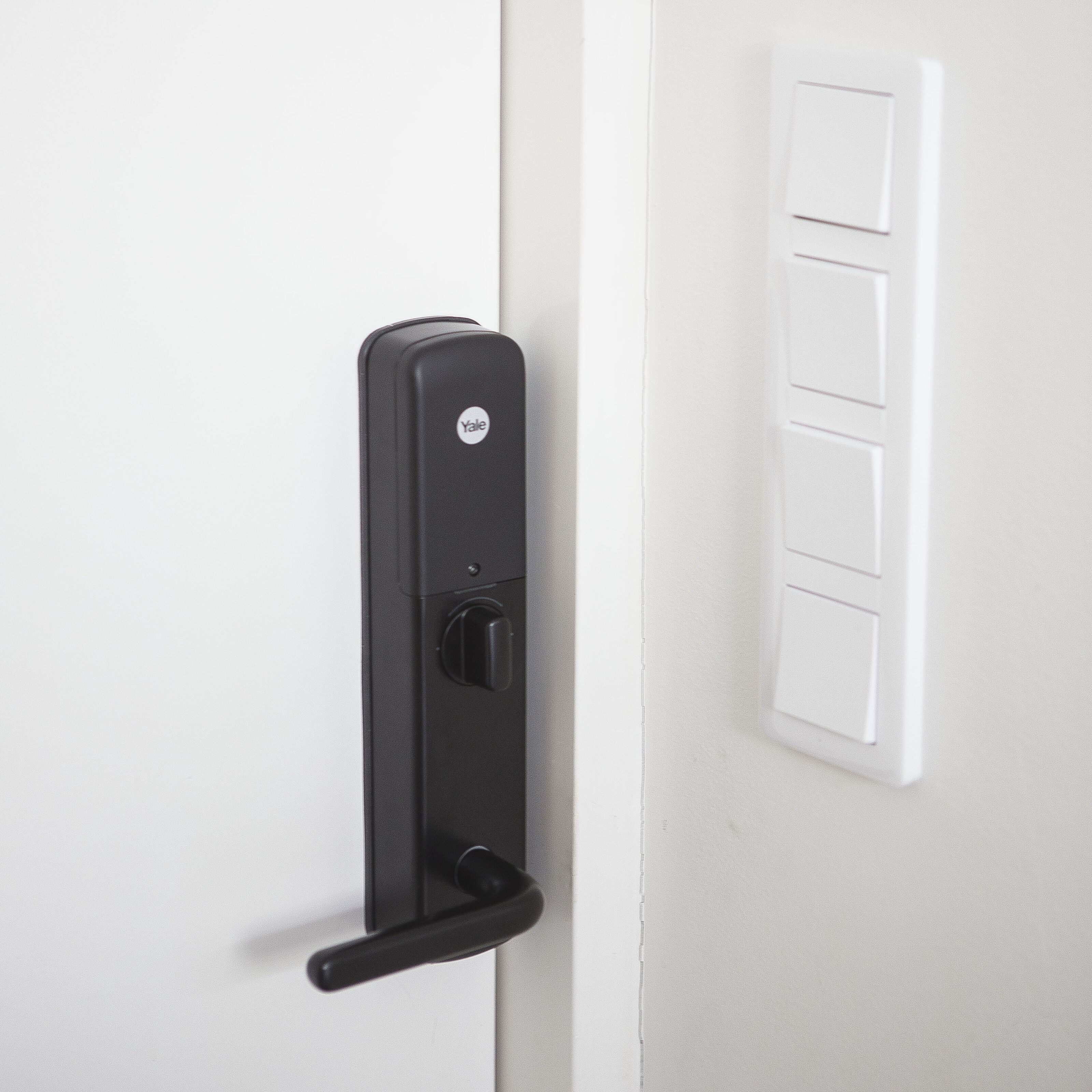 Yale Doorman Classic Smarta lås