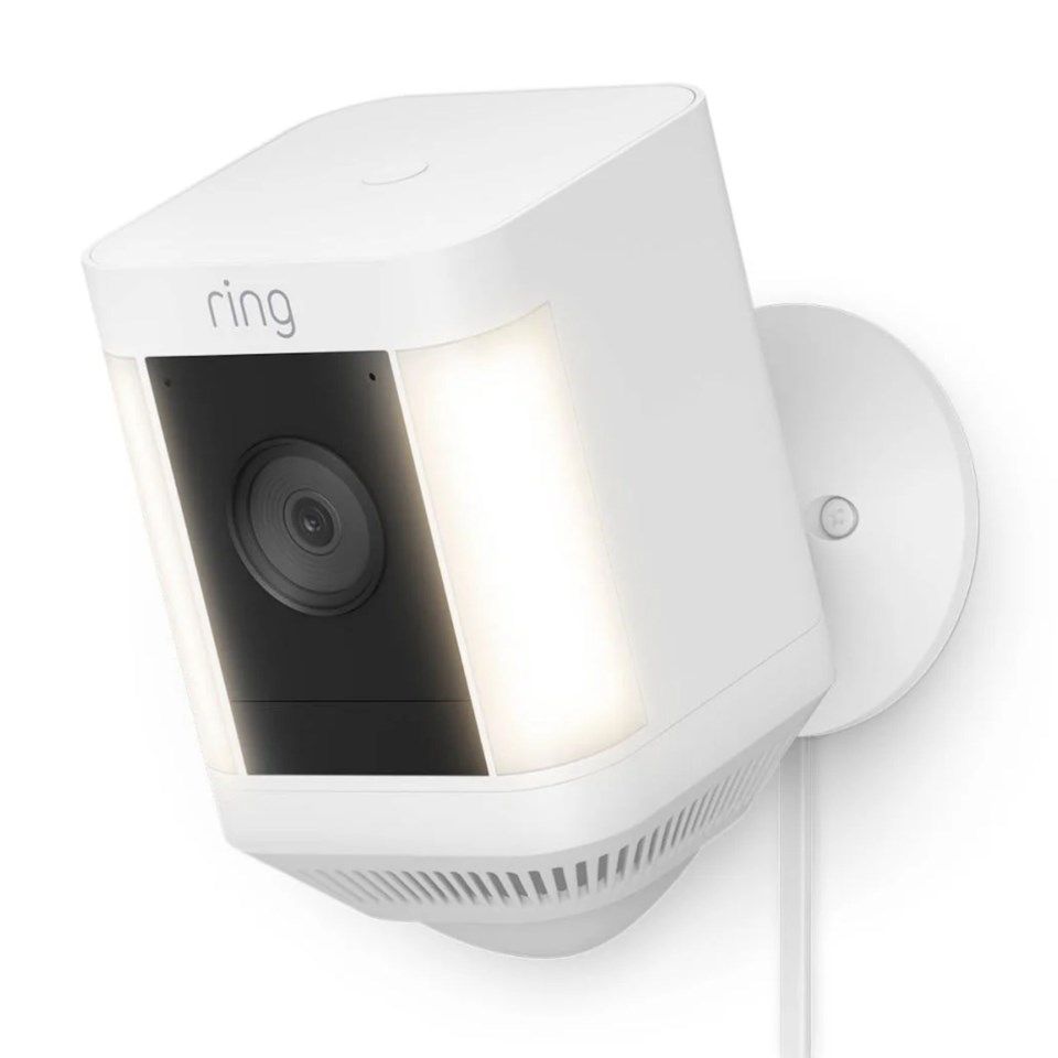 Ring Spotlight Cam Plus Plug-In Overvåkingskamera Hvit